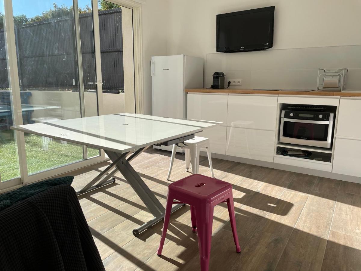 Apartament Ambiance Provence La Fare-les-Oliviers Zewnętrze zdjęcie